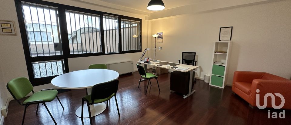 Shop / premises commercial of 234 m² in Padova (35127)