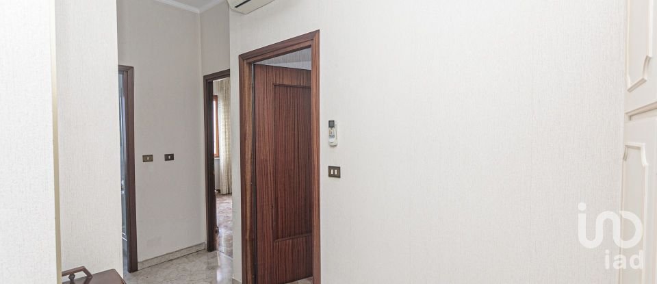 Appartamento 0 locali di 95 m² a Genova (16154)