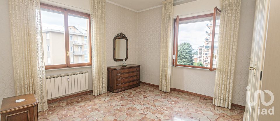 Appartamento 0 locali di 95 m² a Genova (16154)