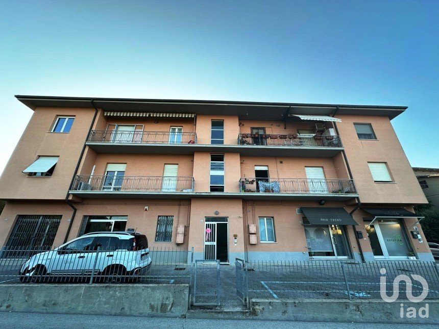 Four-room apartment of 114 m² in Montefano (62010)