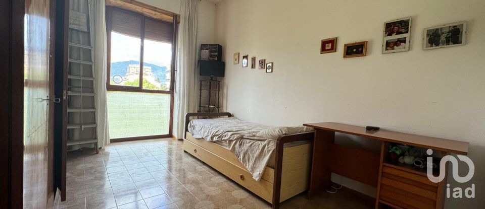 Four-room apartment of 97 m² in Terni (05100)