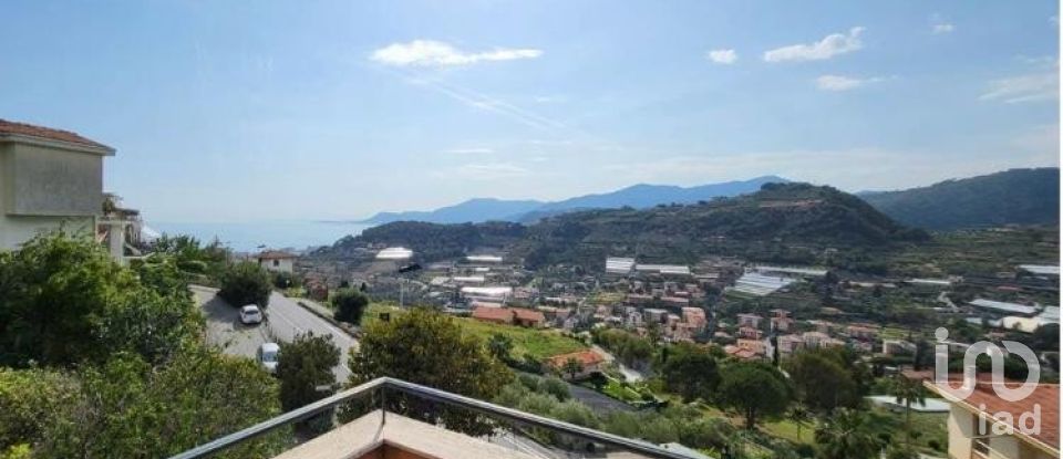 Appartamento 5 locali di 61 m² a Bordighera (18012)