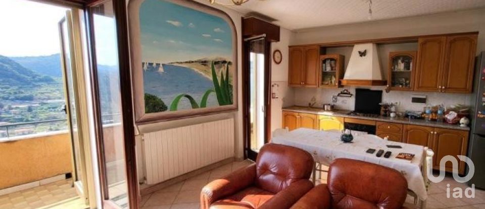 Apartment 5 rooms of 61 m² in Bordighera (18012)