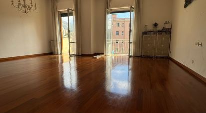 Four-room apartment of 110 m² in Genova (16131)