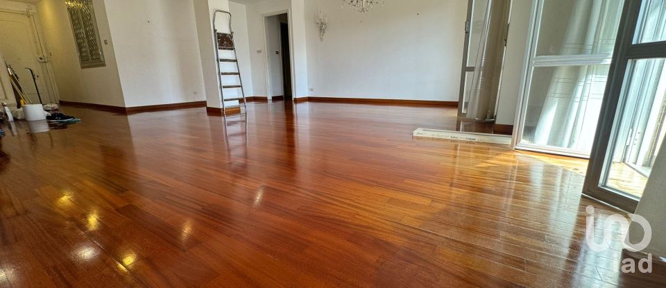 Quadrilocale di 110 m² a Genova (16131)