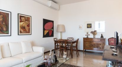 Bilocale di 71 m² a Monza (20900)