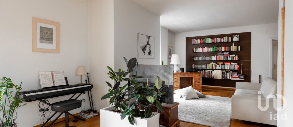 Four-room apartment of 80 m² in Bologna (40122)