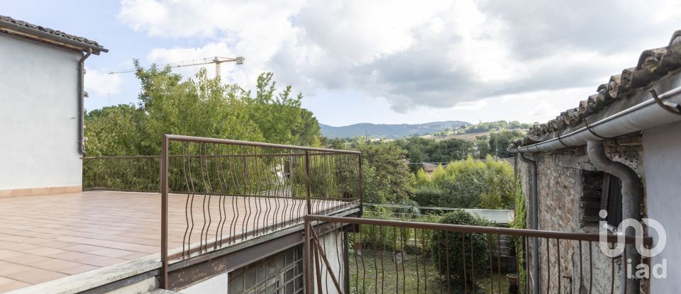 Quadrilocale di 104 m² a Matelica (62024)