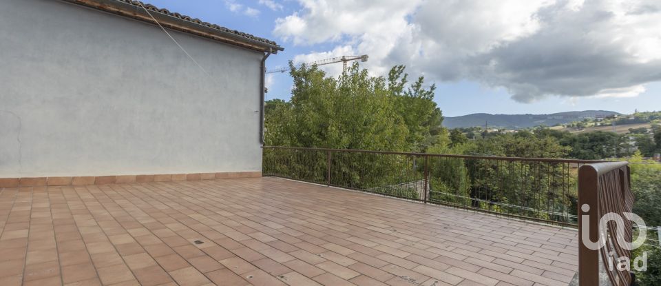 Quadrilocale di 104 m² a Matelica (62024)