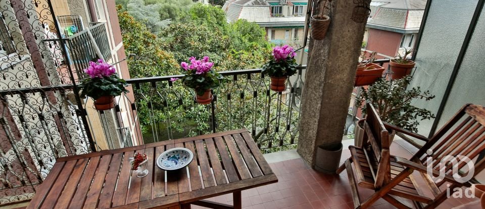 Apartment 8 rooms of 130 m² in Genova (16131)