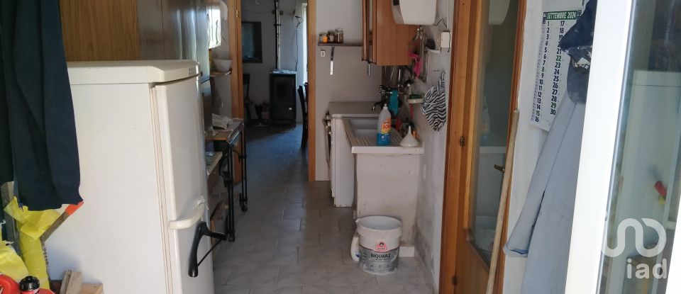 Capannone di 87 m² in Notaresco (64024)