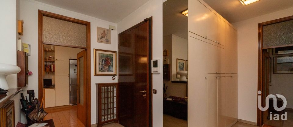 Four-room apartment of 109 m² in Padova (35134)