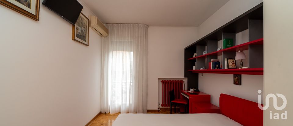 Four-room apartment of 109 m² in Padova (35134)