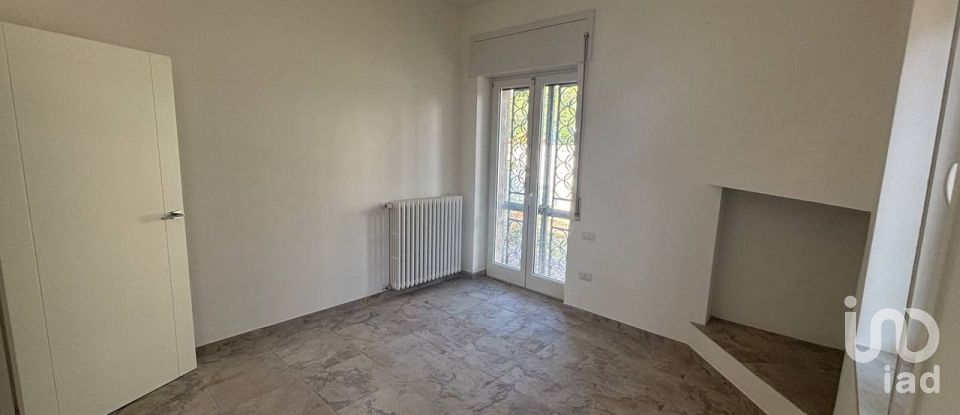 Villa 11 locali di 227 m² in Martina Franca (74015)