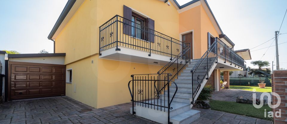 Casa indipendente 7 locali di 159 m² in Albignasego (35020)