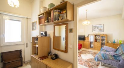 Two-room apartment of 85 m² in Roma (00171)