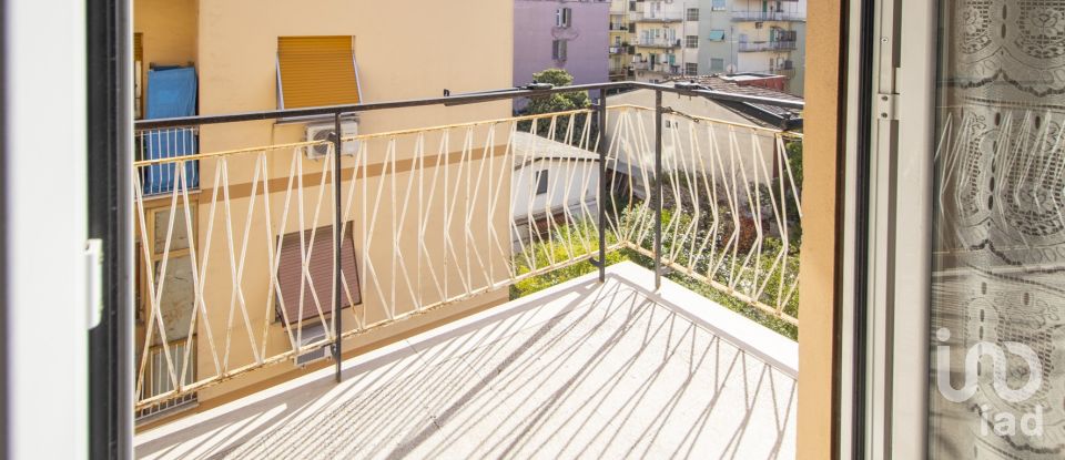 Bilocale di 85 m² a Roma (00171)