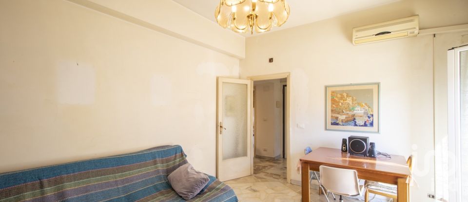 Bilocale di 85 m² a Roma (00171)