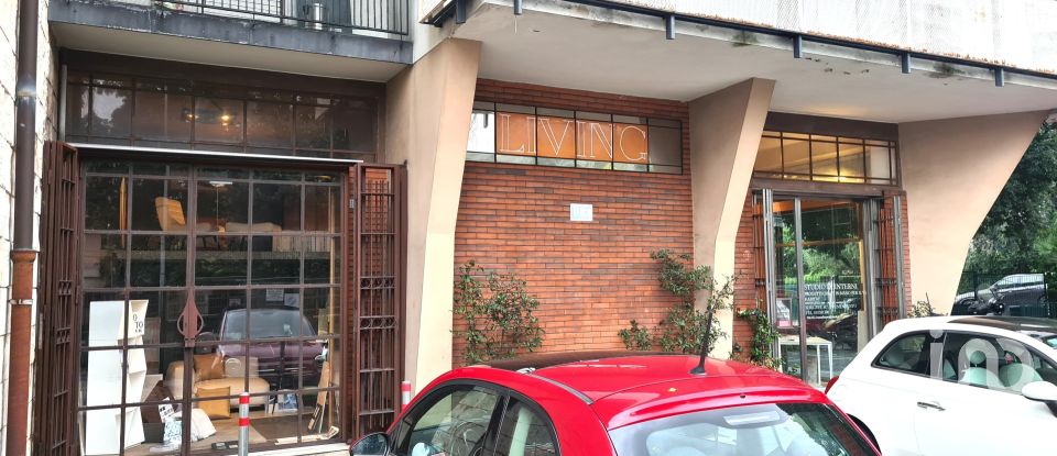 Shop / premises commercial of 156 m² in Genova (16146)