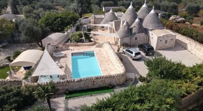 Trullo 8 locali di 150 m² in Cisternino (72014)