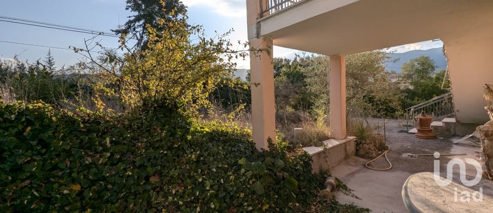 Villa 6 locali di 127 m² in Corfinio (67030)