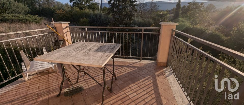 Villa 6 locali di 127 m² in Corfinio (67030)