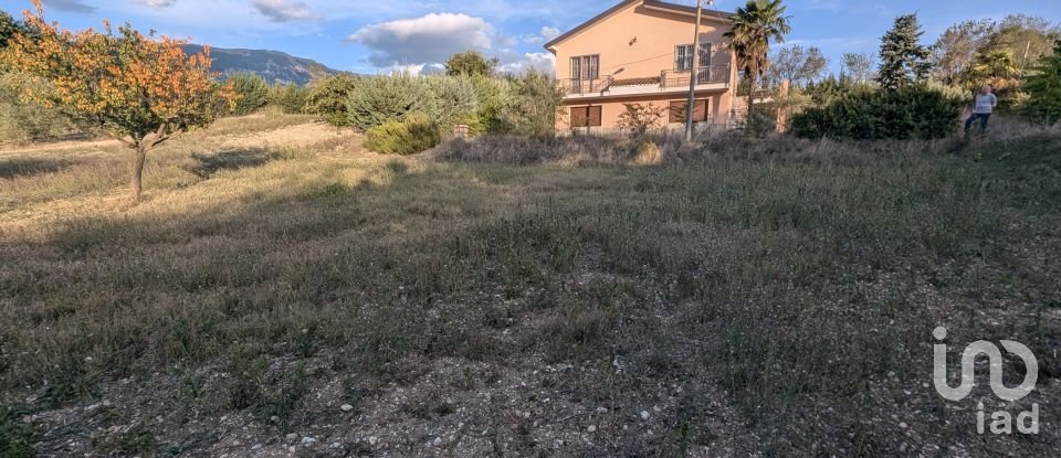 Villa 6 locali di 127 m² in Corfinio (67030)