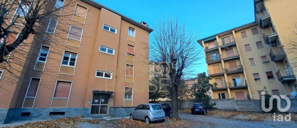 Two-room apartment of 65 m² in Legnano (20025)