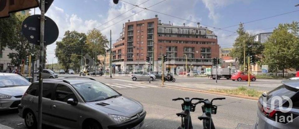 Retail property of 30 m² in Milano (20158)