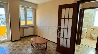 Three-room apartment of 80 m² in Gallarate (21013)