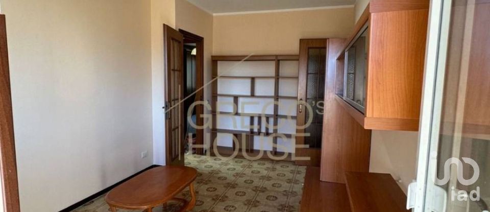 Three-room apartment of 80 m² in Gallarate (21013)