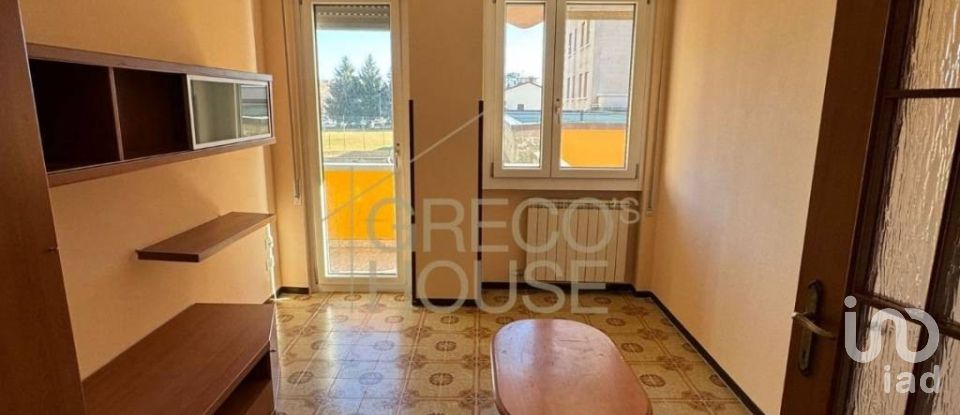 Three-room apartment of 80 m² in Gallarate (21013)