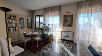 Three-room apartment of 100 m² in Gallarate (21013)