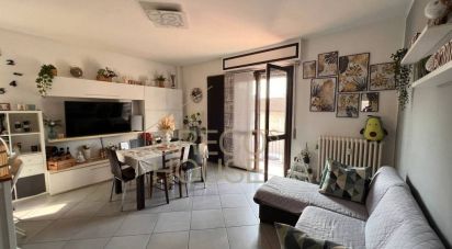 Three-room apartment of 90 m² in Gallarate (21013)