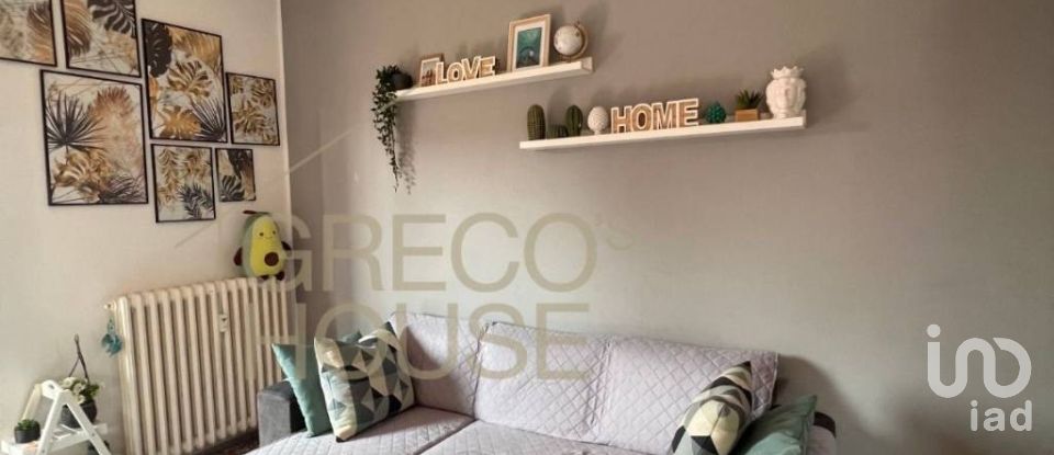 Three-room apartment of 90 m² in Gallarate (21013)