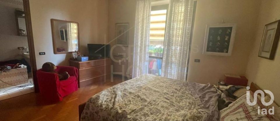 Three-room apartment of 120 m² in Busto Arsizio (21052)