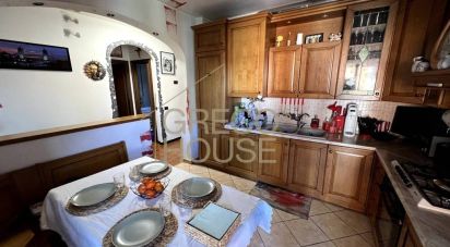 Three-room apartment of 94 m² in Solbiate Arno (21048)