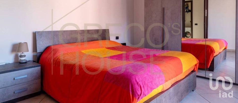 Three-room apartment of 90 m² in Cavaria con Premezzo (21044)