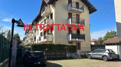 Attico / Mansarda / Loft 3 locali di 90 m² a Cardano al Campo (21010)