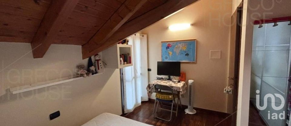 Loft 3 rooms of 90 m² in Cardano al Campo (21010)