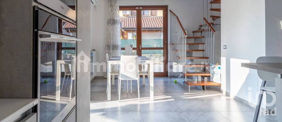 Villa 3 locali di 118 m² in Besozzo (21023)