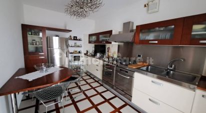 Three-room apartment of 107 m² in Gallarate (21013)