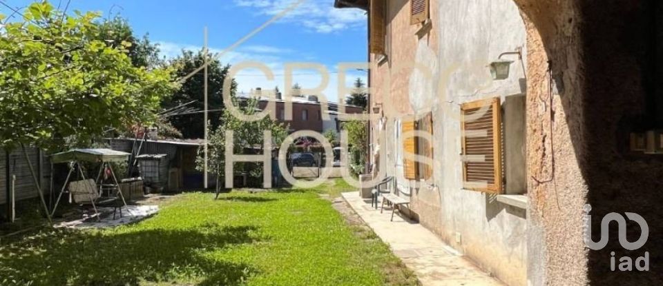 Rustico 5 locali di 240 m² in Cassano Magnago (21012)