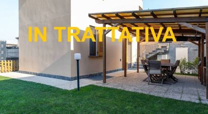 Villa 4 locali di 150 m² in Magnago (20020)