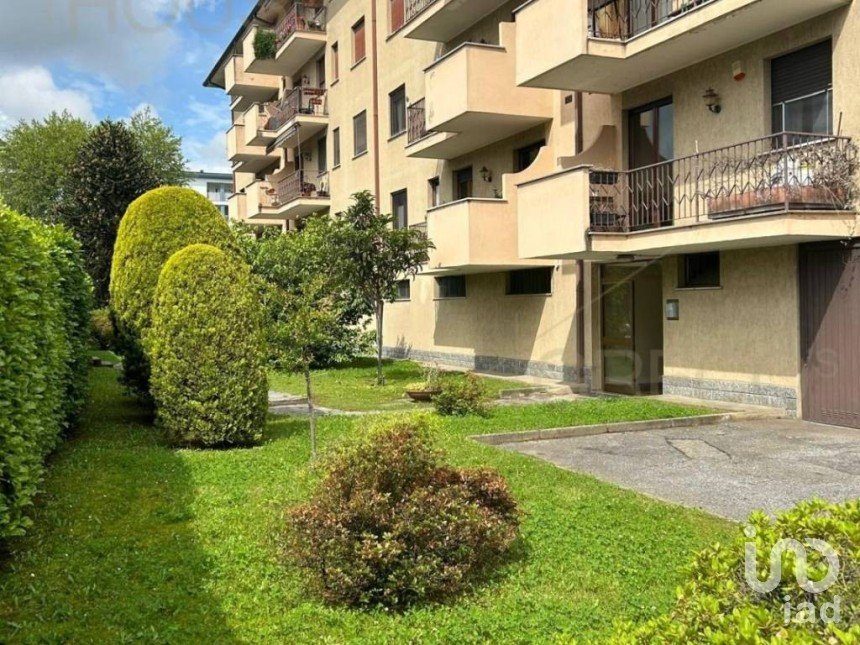 Quadrilocale di 130 m² a Arona (28041)