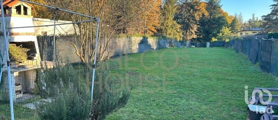 Town house 4 rooms of 210 m² in Castelletto sopra Ticino (28053)