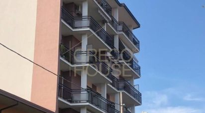 Attico / Mansarda / Loft 4 locali di 174 m² a Angera (21021)