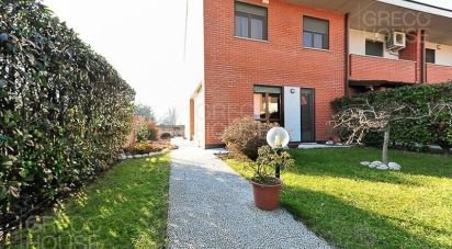 Villa a schiera 4 locali di 156 m² in Castano Primo (20022)