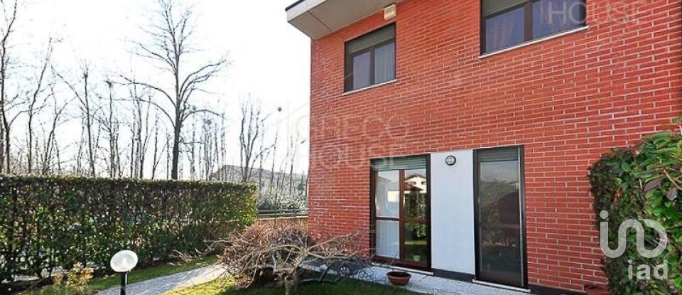 Villa a schiera 4 locali di 156 m² in Castano Primo (20022)