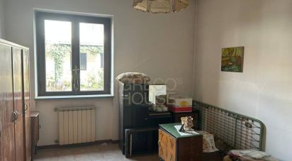 Town house 4 rooms of 265 m² in Gallarate (21013)